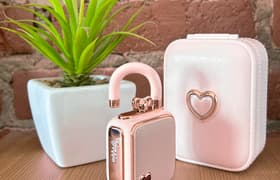 Divoom LoveLock – компактная, стильная и функциональная колонка-замочек