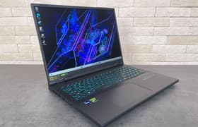 Acer Predator Helios 18 (PH18-72-94QH) с Intel Core i9-14900HX и Nvidia GeForce RTX 4090 Laptop: