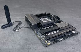 Материнская плата Asus ProArt X870E-Creator WiFi на чипсете AMD X870E с поддержкой USB4: