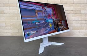 Белый игровой монитор Gigabyte M27QA Ice: