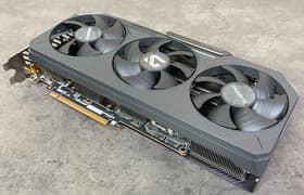 Видеокарта Gigabyte Radeon RX 9070 Gaming OC 16G (16 ГБ):