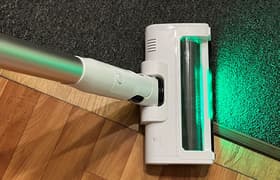 Вертикальный моющий пылесос Evolution VCF2613UV: