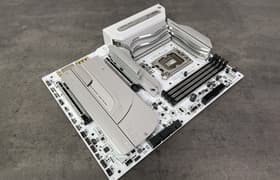 Материнская плата Colorful iGame Z890 Flow V20 на чипсете Intel Z890: