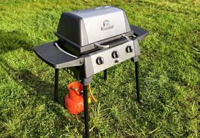 Газовый гриль Broil King Porta-Chef 320: