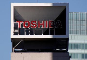 Toshiba ведёт переговоры с четырьмя инвестиционными компаниями о «стратегических идеях»