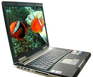 Подарки при покупке ноутбуков RoverBook в «ПортКом»