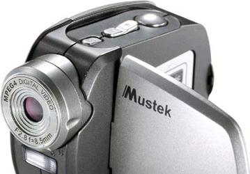 Mustek DV-8200 — универсальный цифровой комбайн