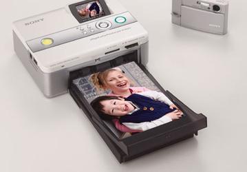 Портативные фотопринтеры Sony DPP-FP55 и DPP-FP35 появятся в России этим летом
