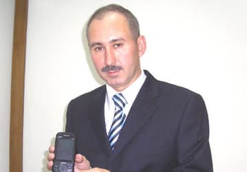«Скай Линк» представляет первый коммуникатор для сетей CDMA-450