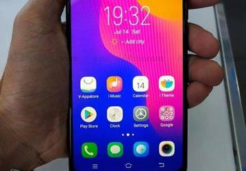 Новинка Vivo засветилась на живых фото
