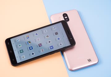 60-долларовый смартфон HomTom может распознавать пользователей по лицам и отпечаткам пальцев
