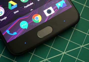 Смартфоны OnePlus 5 и 5T получили бета-версию Android Pie