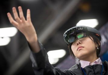 Microsoft продаст армии США более 100 000 гарнитур дополненной реальности HoloLens за 480 млн долларов