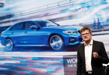 BMW может заставить свои гибридные автомобили использовать в городах только электропривод