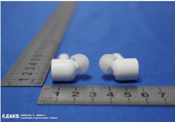 Беспроводные наушники Xiaomi Mi True Wireless Earphones  засветились на живых фото