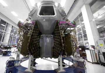 SpaceX впервые доставит космонавтов на МКС уже в июне следующего года