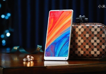 Глава Xiaomi объяснил, почему пользуется Xiaomi Mi Mix 2S, а не Xiaomi Mi Mix 3