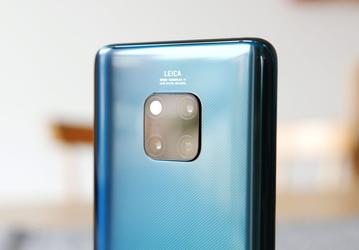 Huawei нарастила продажи смартфонов на 43%, а у Samsung поставки упали почти на 15%