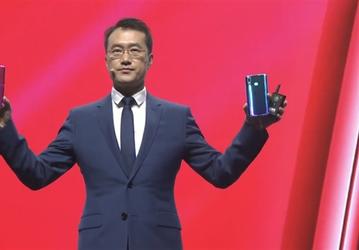 Смартфон Huawei Nova 4 представлен официально: самая маленькая в мире фронтальная камера, 48-мегапиксельная основная камера и Kirin 970