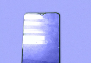 В Сеть утекли живое фото и новые рендеры Samsung Galaxy M20 