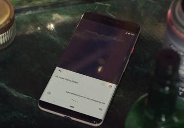 Рождественское поздравление Google: 38-летний Маколей Калкин в роли Кевина и неанонсированный смартфон Pixel