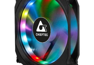 Вентиляторы Chieftec Tornado украшены полноцветной подсветкой