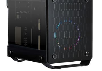 Компьютерный корпус X2 Spartan 716 с тремя панелями из закаленного стекла стоит 60 евро