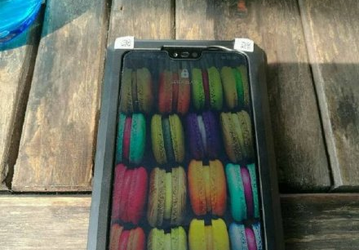 Опубликованы первые фотографии смартфона Honor 10 