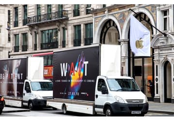 Huawei троллит Samsung и Apple, рекламируя новый флагманский камерофон
