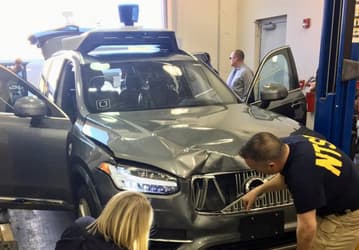 Uber и семья женщины, недавно убитой самоуправляемым автомобилем Uber, договорились вне суда