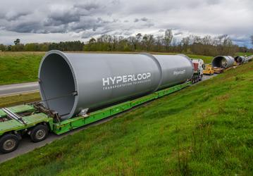 Компания Hyperloop Transportation Technologies только сейчас приступает к постройке первого тестового трека