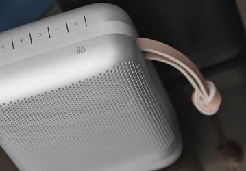 Bang & Olufsen Beoplay P6 — алюминиевая портативная акустическая система с хорошей автономностью