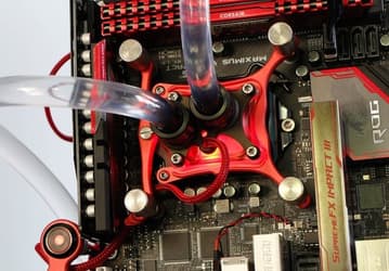 Водоблок Ncore V1 рассчитан на установку непосредственно на кристалл процессора в исполнении LGA1151