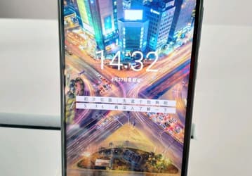 Смартфон Nokia X (или Nokia X6) показали, но не рассказали никаких подробностей