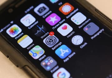 Apple стала излишне навязчиво подталкивать владельцев iPhone к использованию Apple Pay