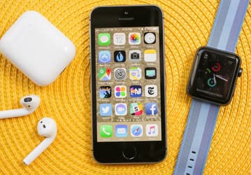 Аналитики Bernstein считают, что Apple отчитается о снижении выручки и спаде продаж смартфонов