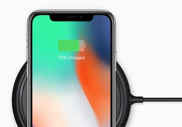 Выпуск смартфонов Apple iPhone X, скорее всего, будет прекращен в этом году
