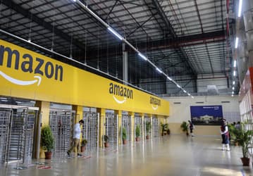 Глава Роскомнадзора назвал возможную причину отказа Amazon от сотрудничества