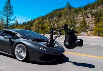 Lamborghini Huracam называют самой быстрой камерой на колесах в мире