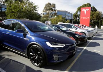 Опубликован исходный код ПО электромобилей Tesla