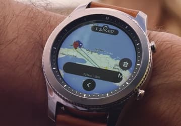 Samsung может использовать Wear OS для своих новых умных часов