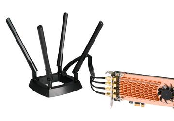 Беспроводной адаптер QNAP QWA-AC2600 с активным охлаждением рассчитан на подключение внешней антенной системы