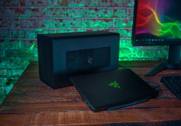 Razer Core X — корпус для внешней 3D-карты, вмещающий трехслотовые модели