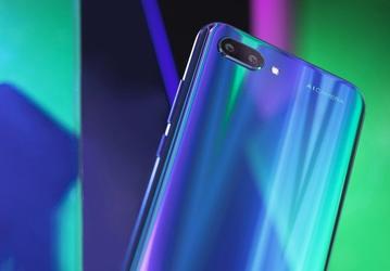 Вне Китая смартфон Honor 10 предложен с 4 ГБ ОЗУ