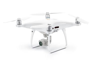 Дрон DJI Phantom 4 Pro V2.0 передает видео с меньшей задержкой и меньше шумит
