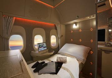 Emirates Airline тестирует самолет с экранами OLED вместо иллюминаторов
