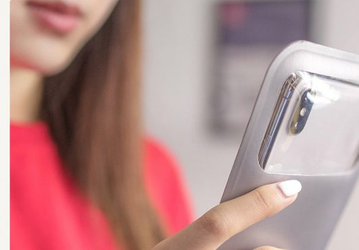 Xiaomi выпустила водонепроницаемый чехол для смартфонов с экранами диагональю не более 6 дюймов