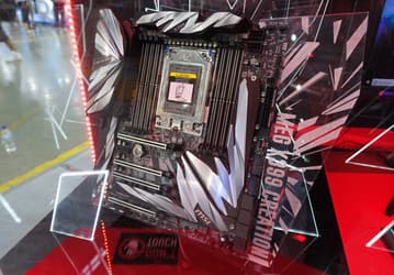 Системная плата MSI MEG X399 Creation: огромные размеры, огромные радиаторы и 19-фазная подсистема питания