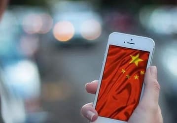 Среди дюжины лидеров рынка смартфонов в прошлом году было лишь три компании не из Китая