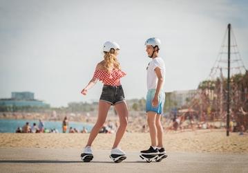 Видео дня: электрические роликовые коньки Segway Drift W1